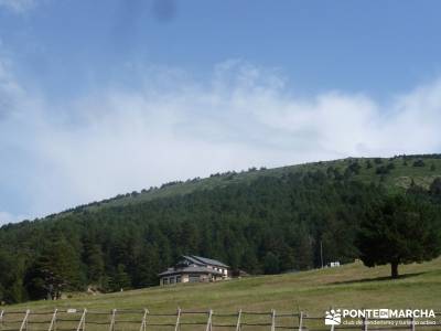 Valle del Lozoya - Camino de la Angostura;senderismo en la palma laguna grande gredos